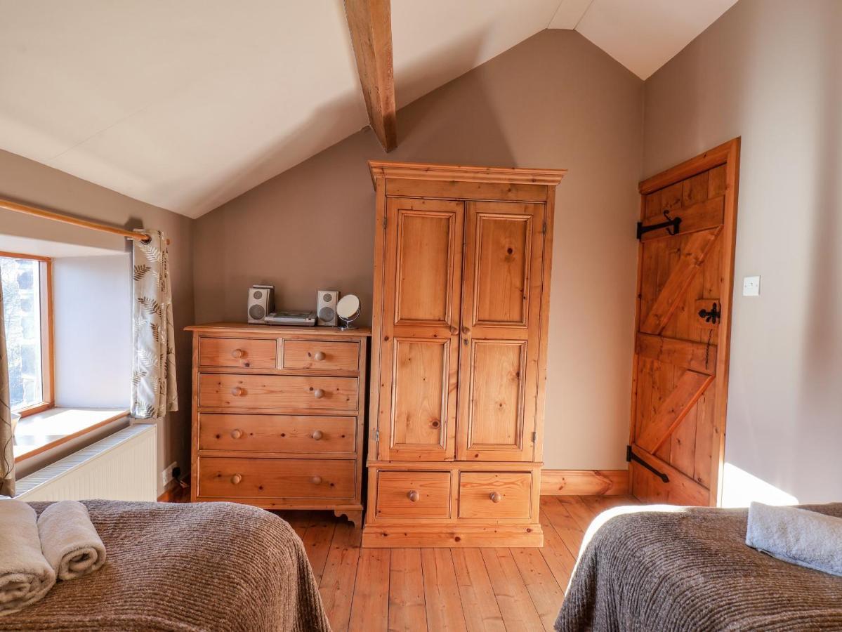 Hayloft Cottage Staintondale Exterior photo